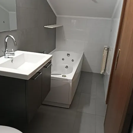Lemo Apartment *